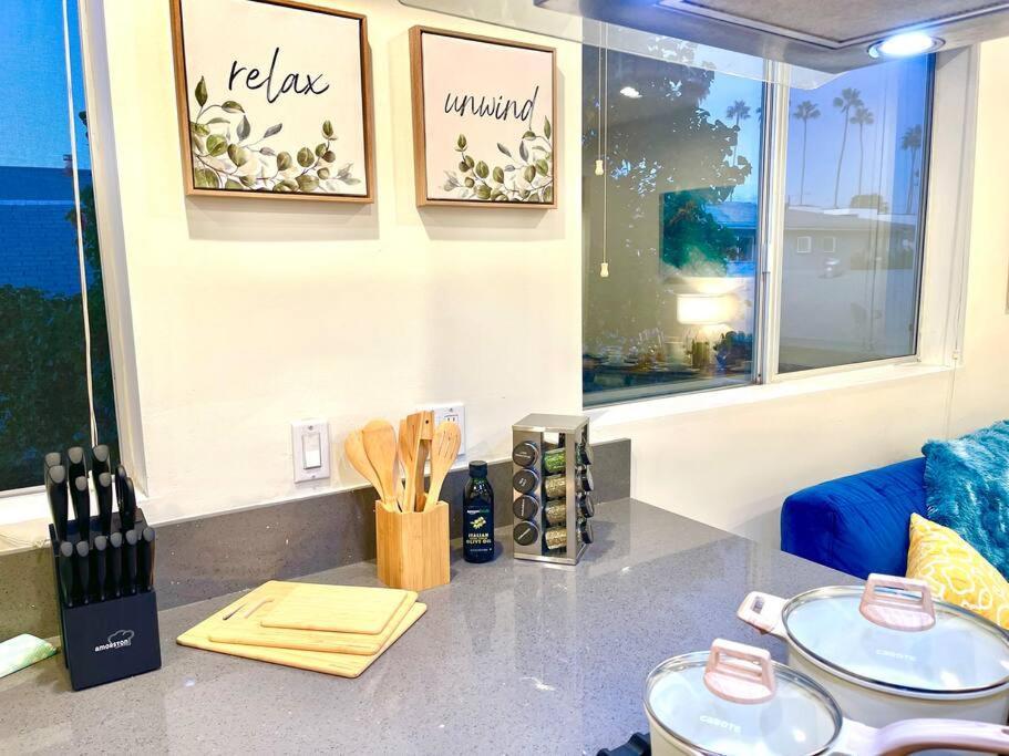 Fully Loaded Reservation 3bed 2ba W Parking Appartement